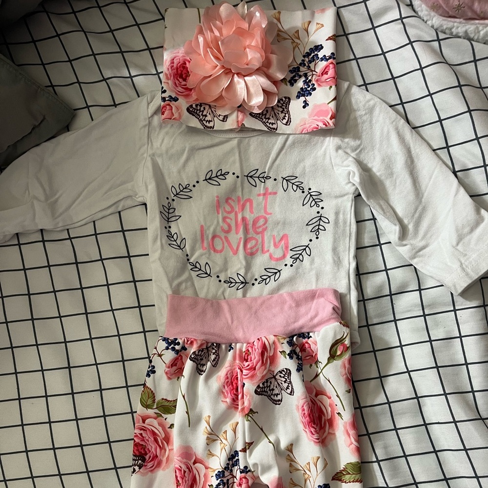 Baby Girl Isn’t She Lovely Outfit